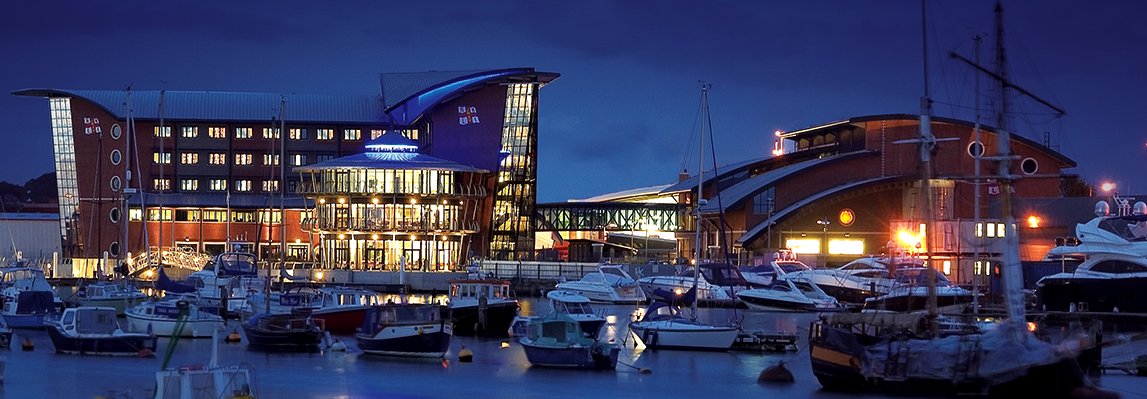 Poole marina and yacht clubs